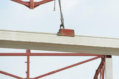 Sumqayıt: Xəzri yaşayış massivində beton piltə yaşayış evinin üstünə düşüb