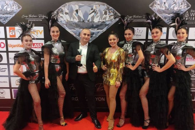 Sumqayıtlı yazıçı "Gold Media Awards İnternational" mükafatına layiq görülüb