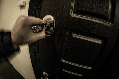 Sumqayıt: 3 nəfər köməksiz vəziyyətdə qalıb