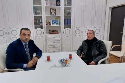 Sumqayıt Regional Mədəniyyət İdarəsinin əməkdaşları şəhid ailəsi ilə görüşüblər