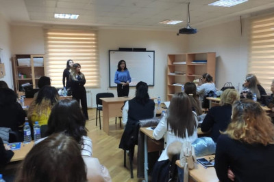 Sumqayıtlı məktəb psixoloqları üçün təlim təşkil olunub Təlimdə 400-ə yaxın psixoloq iştirak edib
