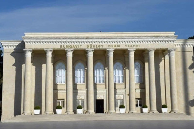Sumqayıt Dövlət Dram Teatrının baş rejissoru pandemiya dövründə baş tutan tamaşalardan danışdı