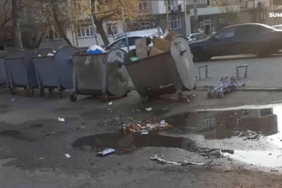 Sumqayıtda tullantı qabları istifadə üçün yararsız vəziyyətdədir