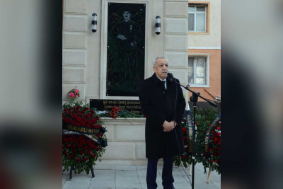 Sumqayıtda şəhid kəşfiyyatçı Balakişi Hüseynovun xatirəsinə həsr olunmuş barelyefin açılışı olub