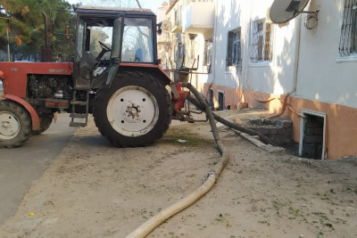 Sumqayıt şəhərində zirzəmilərin təmizlənməsi davam edir