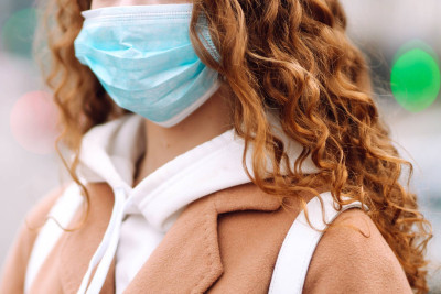 Sumqayıtda koronavirus xəstəsi evini tərk edib