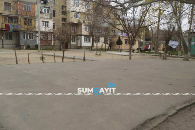 Sumqayıt: 2-ci mikrorayonda uşaq meydançası baxımsız vəziyyətdədir