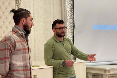 Sumqayıtlı gənclər “Bazardüzü zirvəsinin fatehləri” ilə görüşüblər