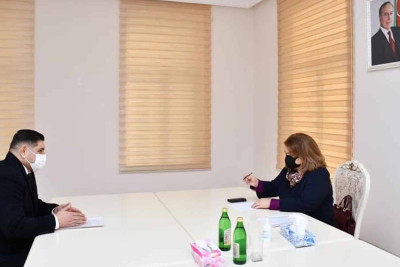 Millət vəkili Sumqayıtda şəhid ailələri ilə görüşüb