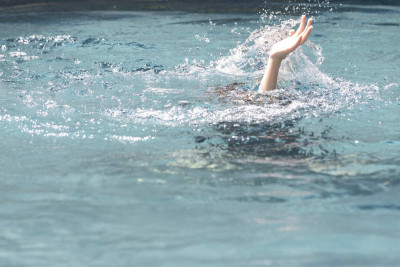 Sumqayıt: həyat yoldaşını dənizdə öldurən şəxsin cəzası ağırlaşdırılıb