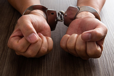 Sumqayıt sakinindən 460 manat oğurlanıb