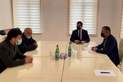 Deputat Tahir Mirkişili şəhid ailələri və qaziləri qəbul edib