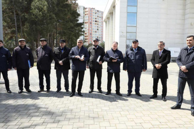 Sakinlər “Açıq mikrofon” aksiyasında iştirak edib