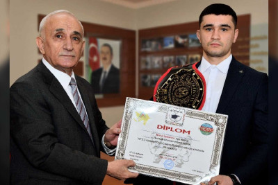 Sumqayıt Dövlət Universiteti: yarışda uğur qazanan tələbə təltif edilib