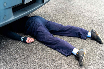 Sumqayıt: “KamAZ” orta yaşlı kişini vurub