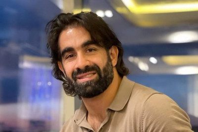 Rafael Ağayev gənclər və idman nazirinin görüşünə gəlməyib