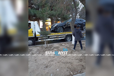 29-cu məhəllədə iki avtomobil toqquşub