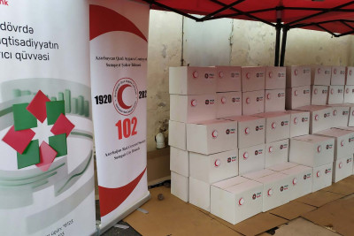 Sumqayıtda 120 ahıl ailəsinə bayram sovqatı paylanılıb