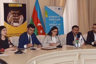 Heydər Əliyev Mərkəzində yenicə nəşrdən çıxmış kitabın təqdimatı olub