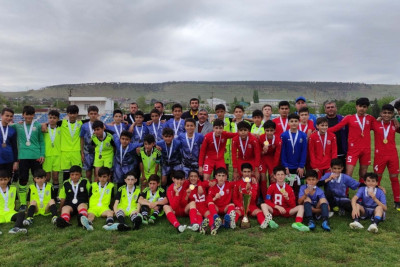 Sumqayıtlı yeniyetmə futbolçular qatıldıqları turnirin çempionu olublar