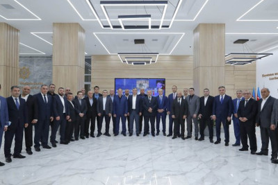 Boks Federasiyasının prezidenti Sumqayıtda çalışan məşqçilərlə görüşüb