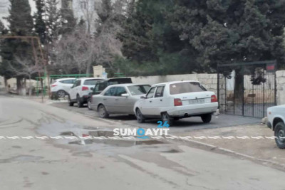 48-ci məhəllənin səkiləri zəbt olunub