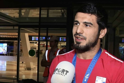 Güləşçi İslam Abbasov ölkə başçısı ilə görüşündən danışıb