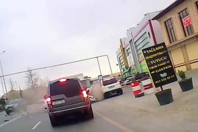 Novxanı qəsəbəsində zəncirvari qəza baş verib