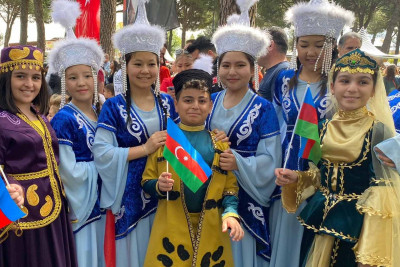 Sumqayıt incəsənət məktəbinin şagirdləri uşaq festival-bayramına qatılıblar