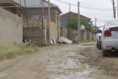 Corat qəsəbəsində təmiri yarımçıq qalan küçə ilə bağlı açıqlama verilib
