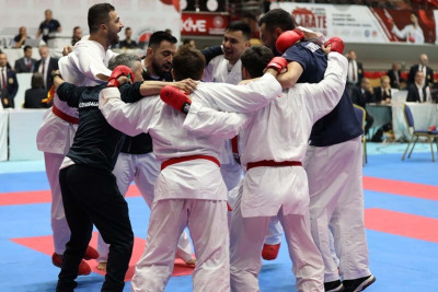Rafael Ağayev milli komanda tərkibində medal qazanıb