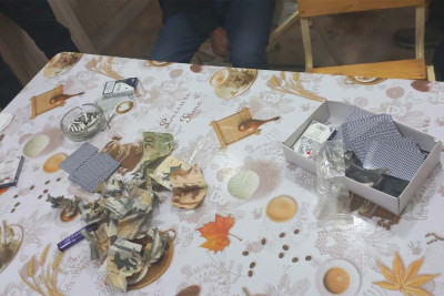 Kartla qumar oynayan şəxslər saxlanılıb