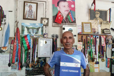 Bakı Marafonunun qalibi Fəxri fərmanla təltif olunub
