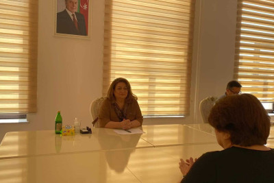 Milli Məclisin komitə sədri vətəndaşlarla görüşüb