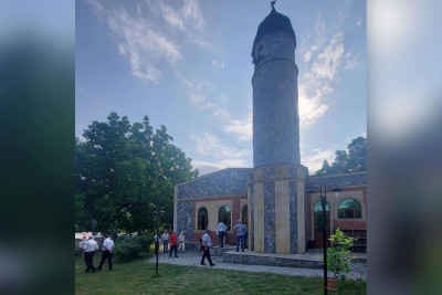 Sumqayıtda fəaliyyət göstərən dini icmanın sədri Nic qəsəbəsində olub