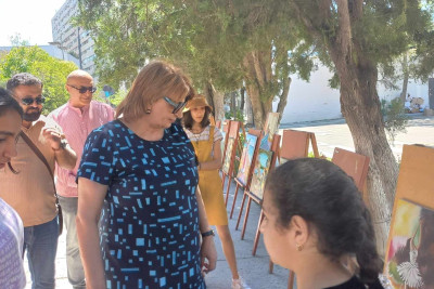 Sumqayıtda kiçik rəssamların 1 il ərzində hazırladıqları əl işləri sərgilənib