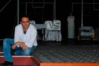 Dram Teatrında “Narkoman” tamaşası nümayiş