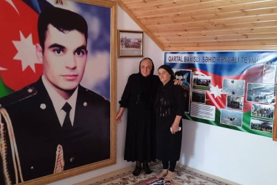 Polad Həşimovun anası Səmayə xanım Pəncəli Teymurovun anası ilə görüşüb