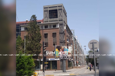Sülh küçəsində quraşdırılmış saat sökülüb