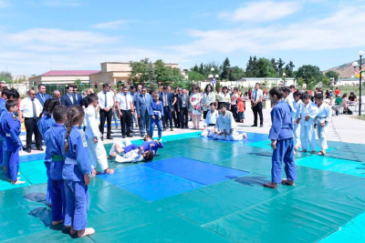 Şagirdlərimizin qatıldığı “Yay Fest” adlı tədbir keçirilib