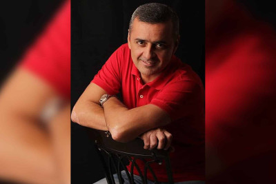 Dövlət Pantomima Teatrının borcuna görə direktor ölkədən çıxa bilmir