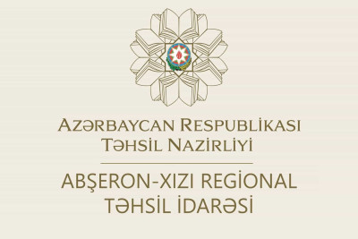 Sumqayıtda məktəb məzunları təltif olunublar