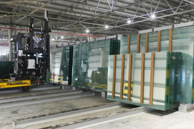 Sumqayıt Kimya Sənaye Parkından 140 ton şüşə xaricə göndərilib