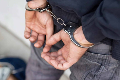 Sumqayıt sakini 1000 manatlıq oğurluq etməkdə şübhəli bilinir