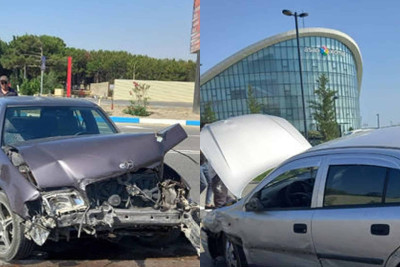 Bulvar yaxınlığında iki avtomobil toqquşub