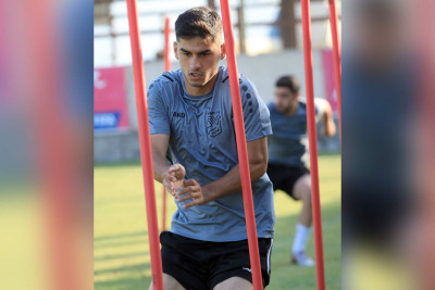 Aparıcı futbolçularını itirən “Sumqayıt” legioner axtarışındadır