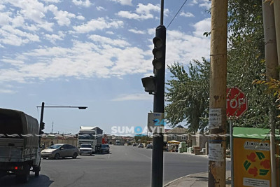 Çerkassı küçəsində dörd işıqfor işləmir