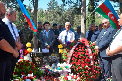Şəhid jurnalist Sirac Abışovun doğum günü qeyd olunub