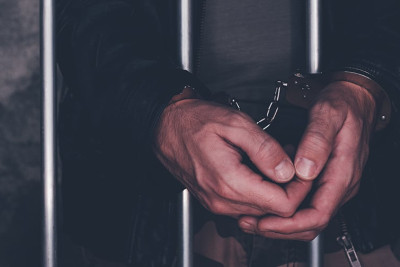 Əvvəllər məhkum olumuş şəxs oğurluq edib