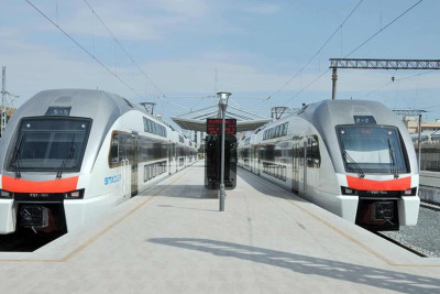 Bakı-Sumqayıt qatarında təmassız ödəniş edənlərin sayı məlum olub